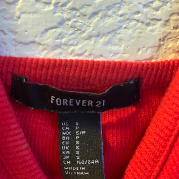 Red forever 21 tank top - Picture 3 of 3
